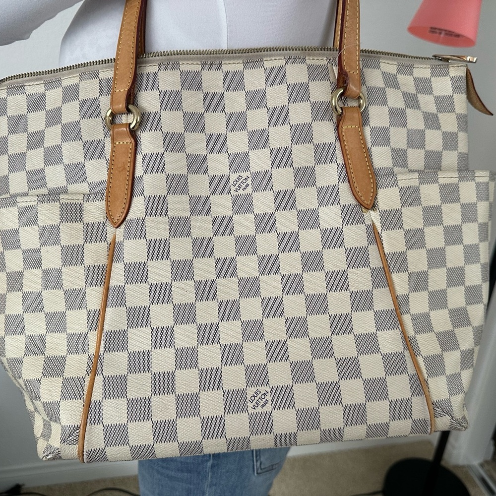 Louis Vuitton Large Size Bag